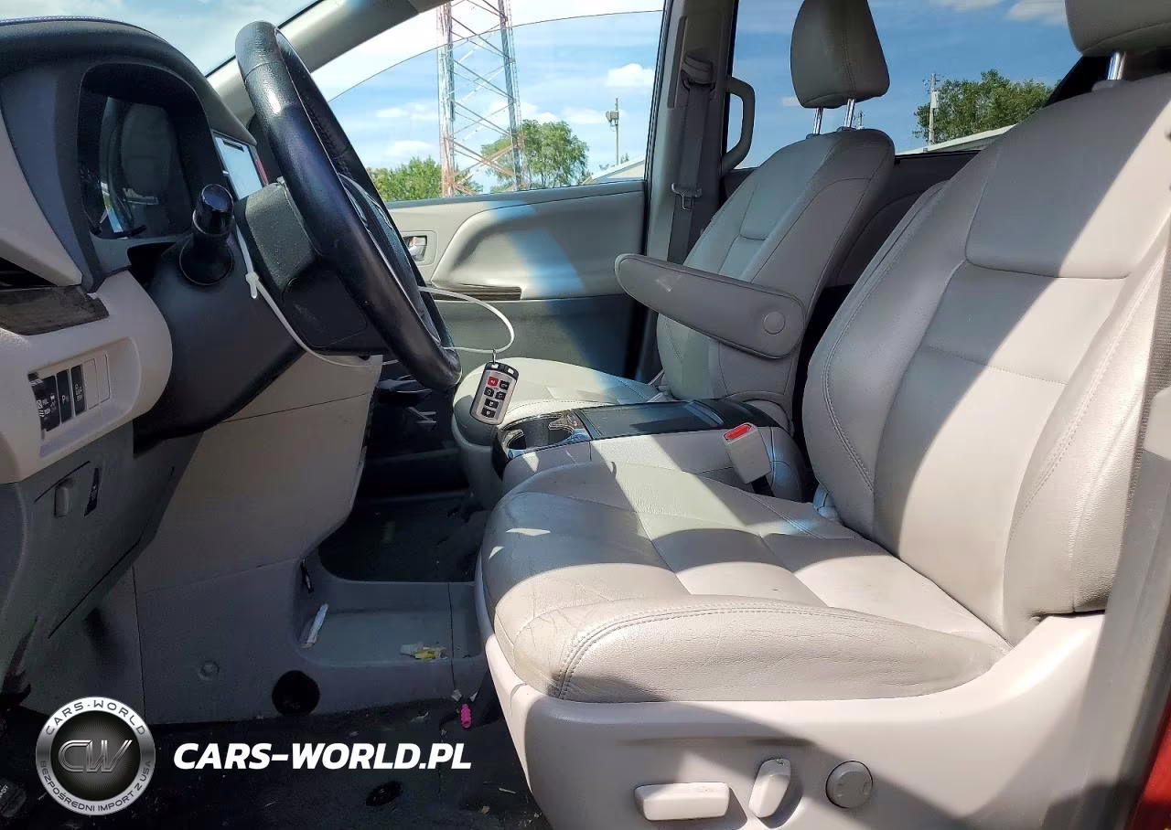 2015 Toyota Sienna Xle 8-Passenger VIN:5TDYK3DC4FS679831 - 7