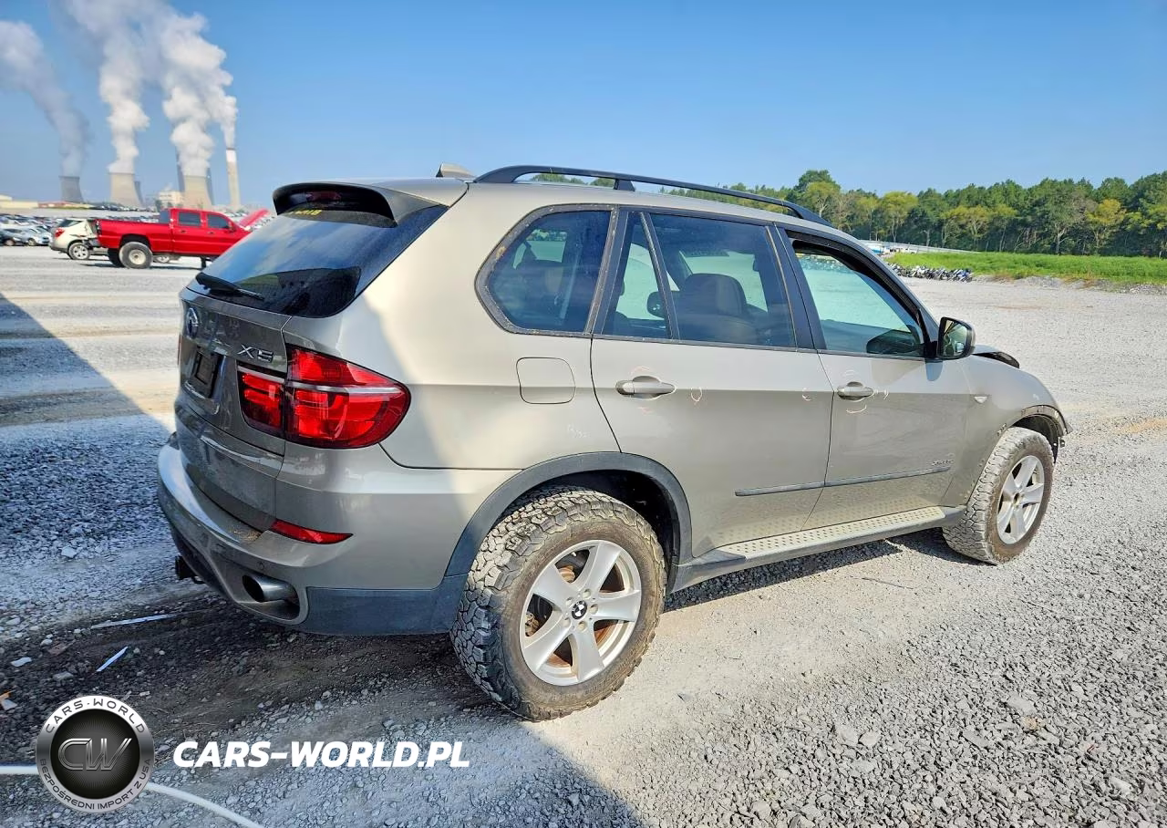 2011 BMW X5 xDrive35D VIN:5UXZW0C50BL661685 - 3