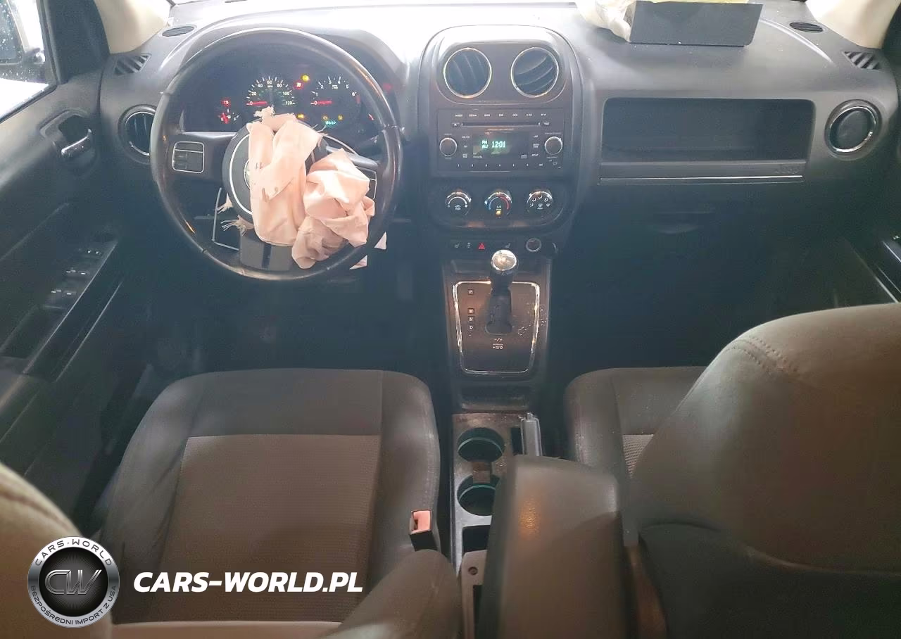 2012 Jeep Compass Latitude VIN:1C4NJDEB6CD511116 - 8
