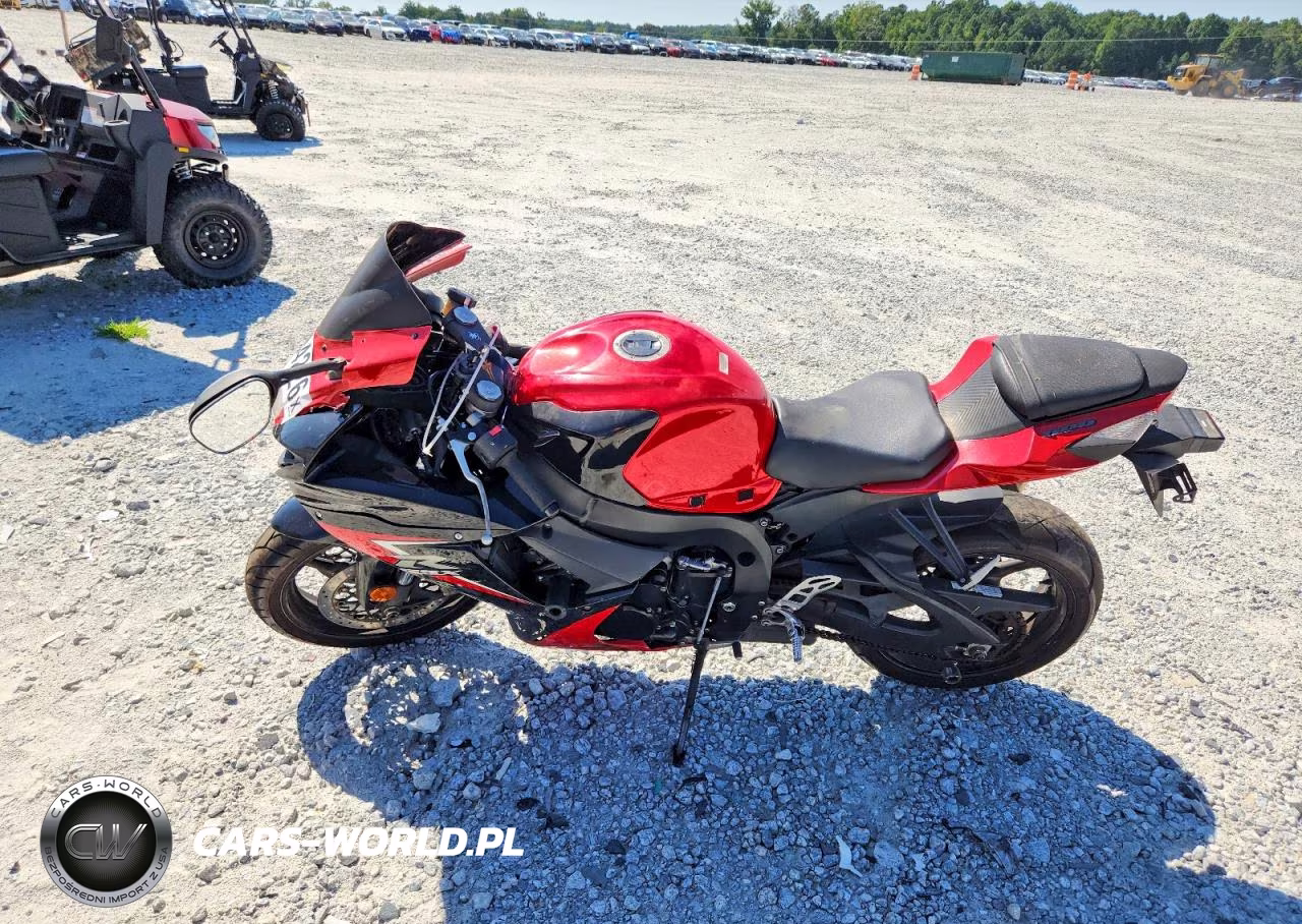 2013 Suzuki Gsx-R600 VIN:JS1GN7FA1D2102713 - 3