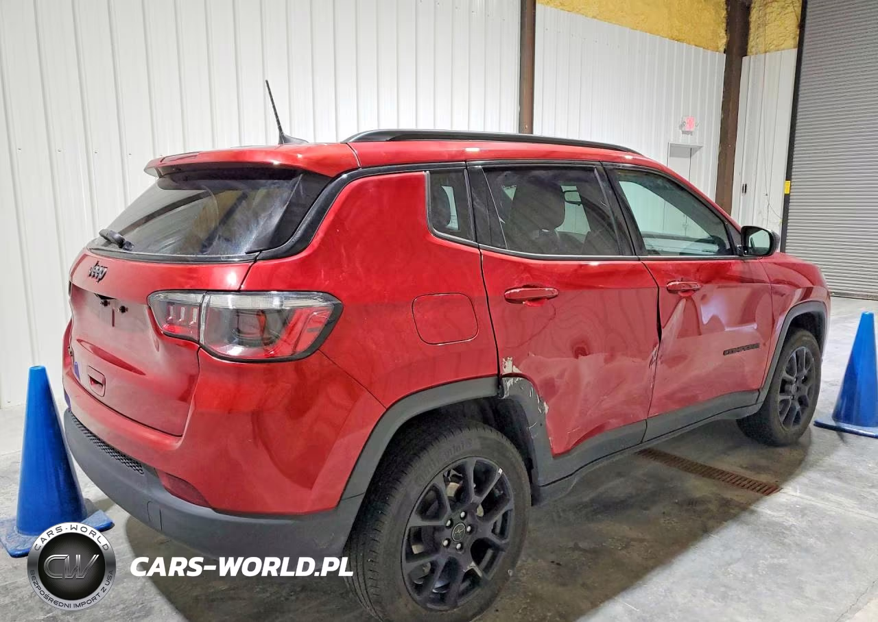 2025 Jeep Compass Latitude VIN:3C4NJDBN8ST561832 - 3
