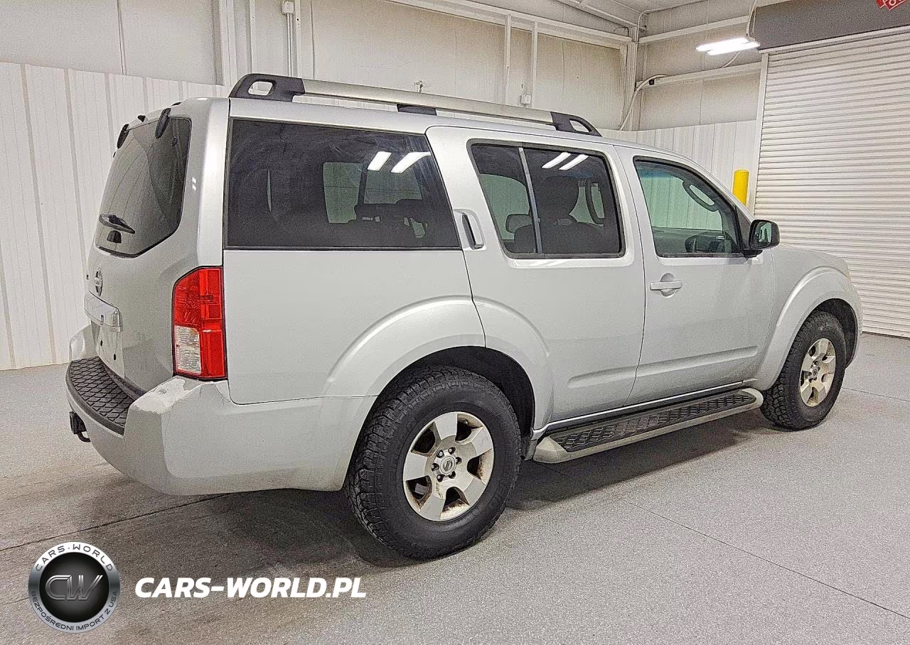 2011 Nissan Pathfinder S VIN:5N1AR1NN2BC616235 - 3