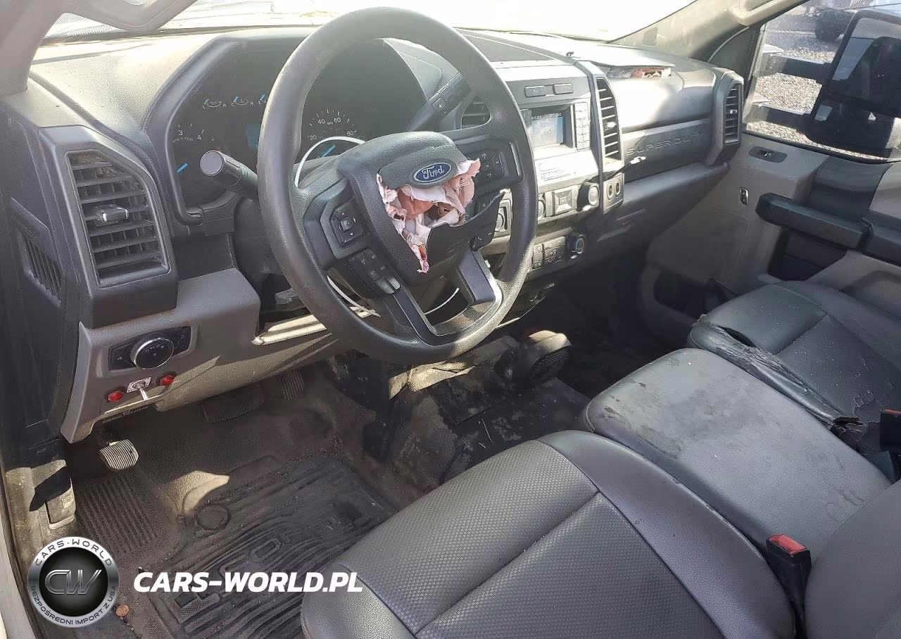 2020 Ford F550 Super Duty VIN:1FDUF5HN9LEC14615 - 8