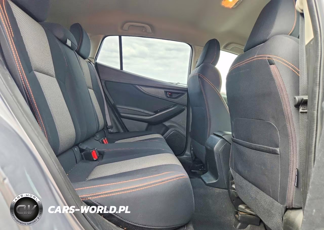 2019 Subaru Crosstrek Premium VIN:JF2GTACC2K8392566 - 11