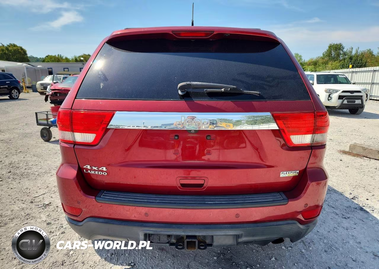 2013 Jeep Grand Cherokee Laredo VIN:1C4RJFAG9DC627139 - 6