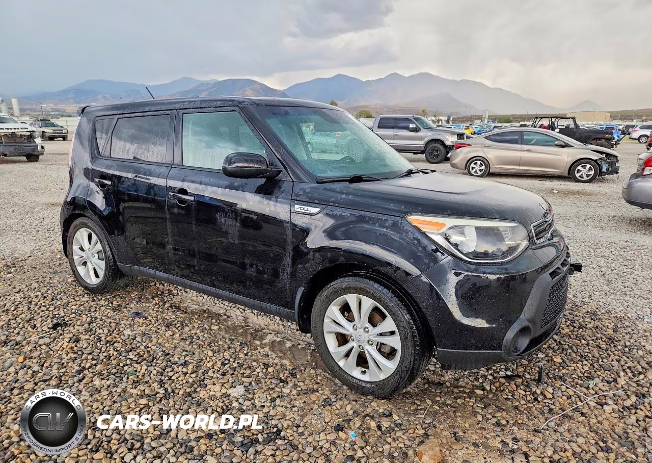 2015 Kia Soul + VIN:KNDJP3A59F7156288 - 4