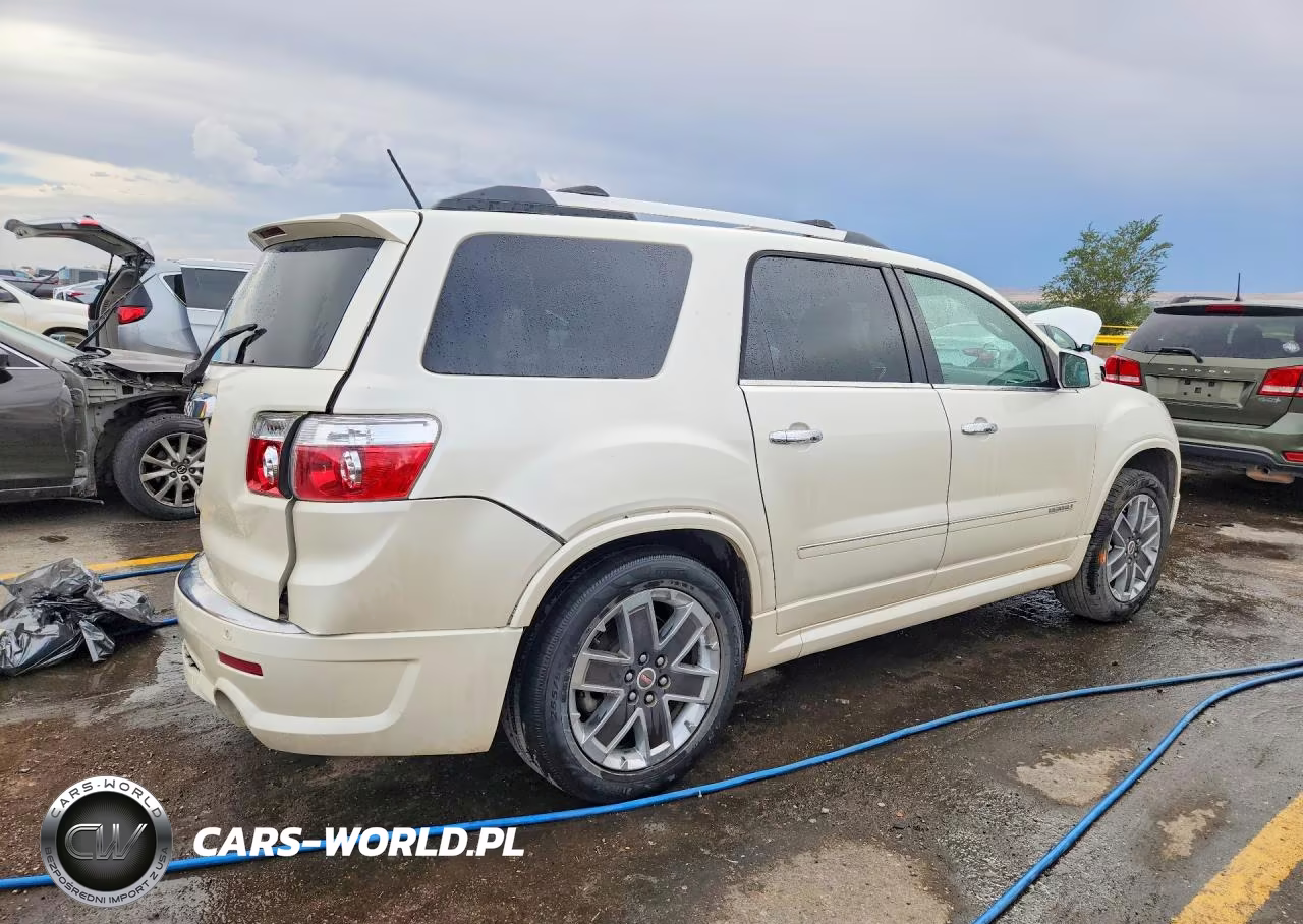 2012 GMC Acadia Denali VIN:1GKKRTED0CJ380813 - 3