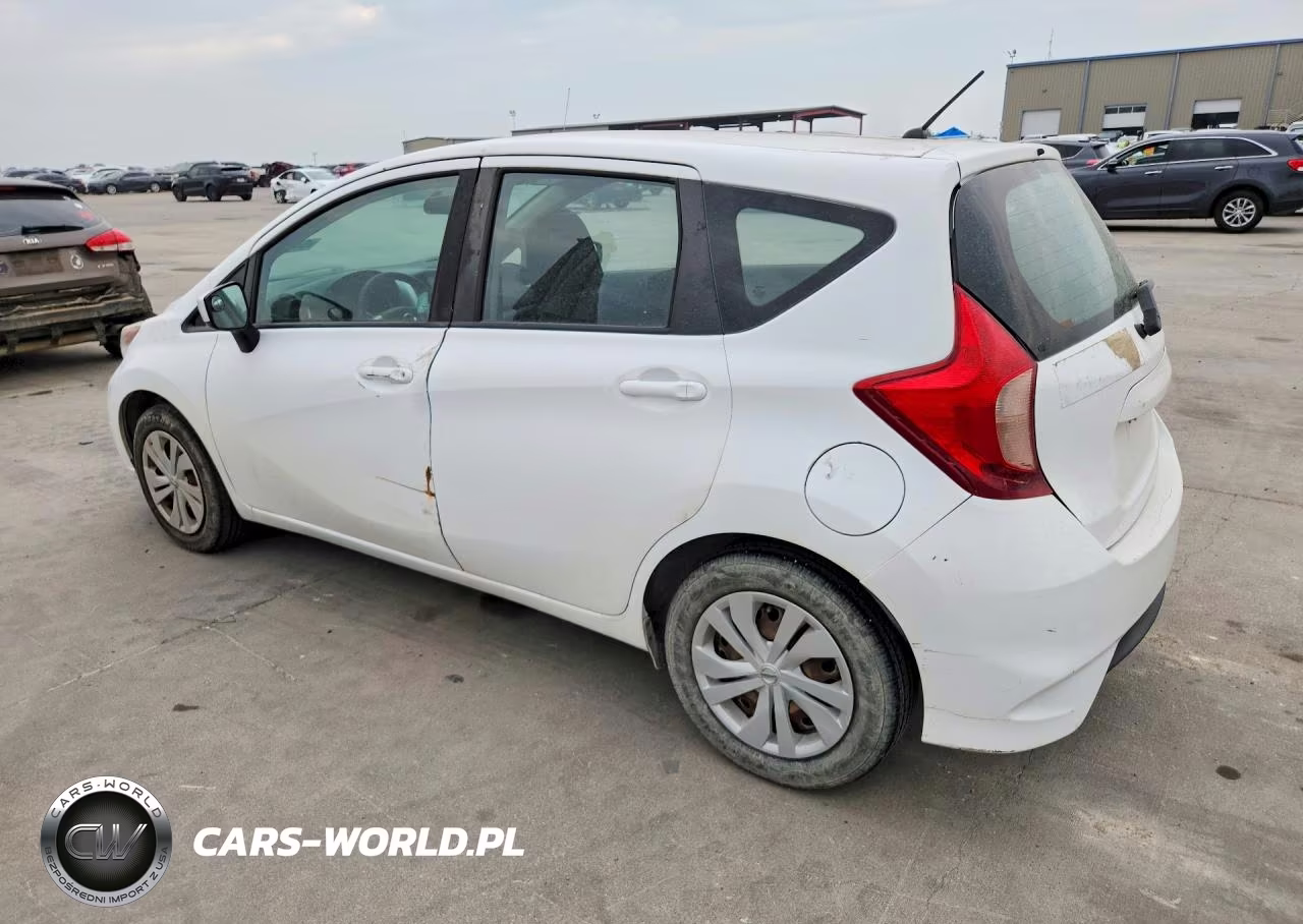 2018 Nissan Versa Note S VIN:3N1CE2CP9JL355632 - 2