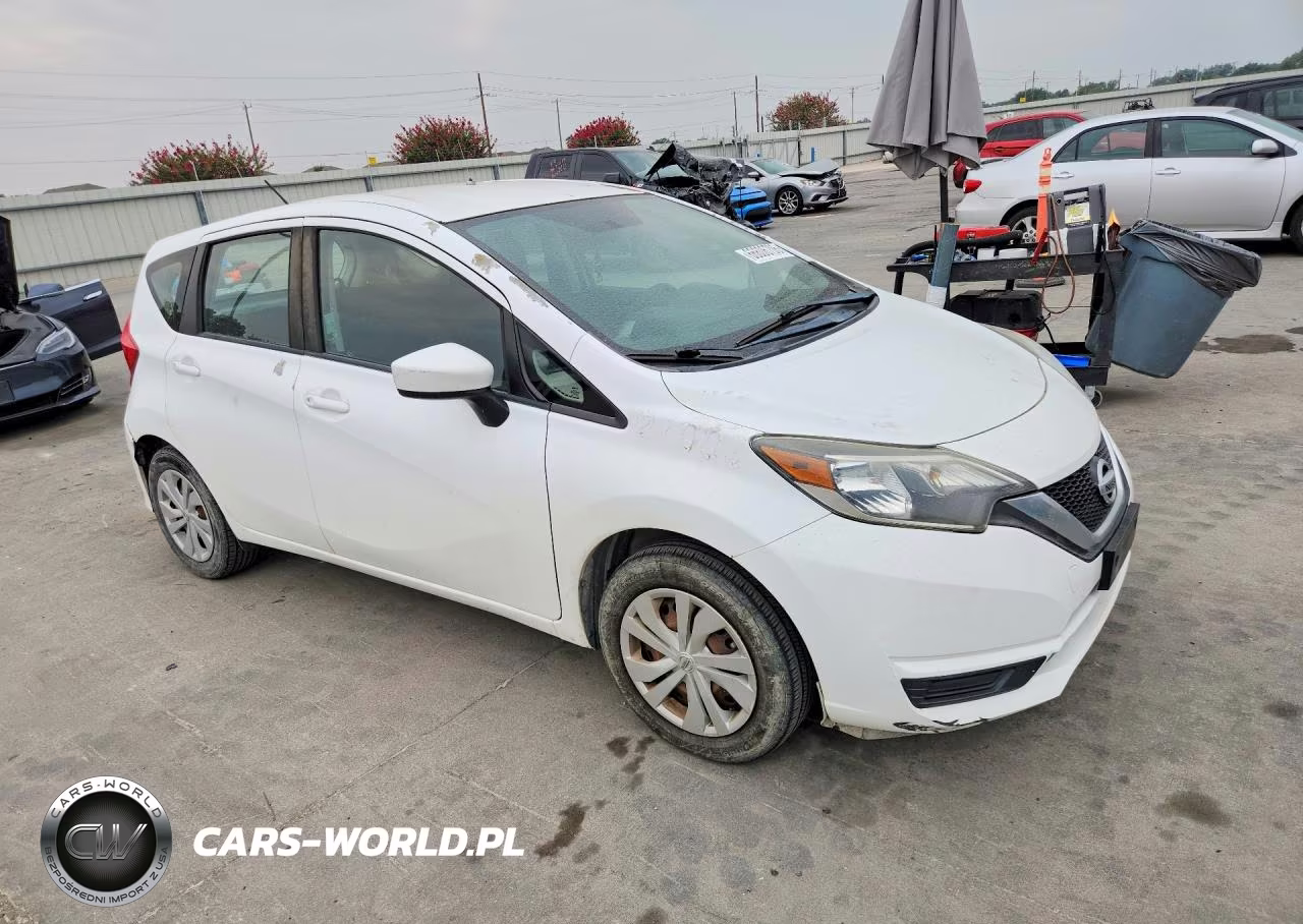 2018 Nissan Versa Note S VIN:3N1CE2CP9JL355632 - 4
