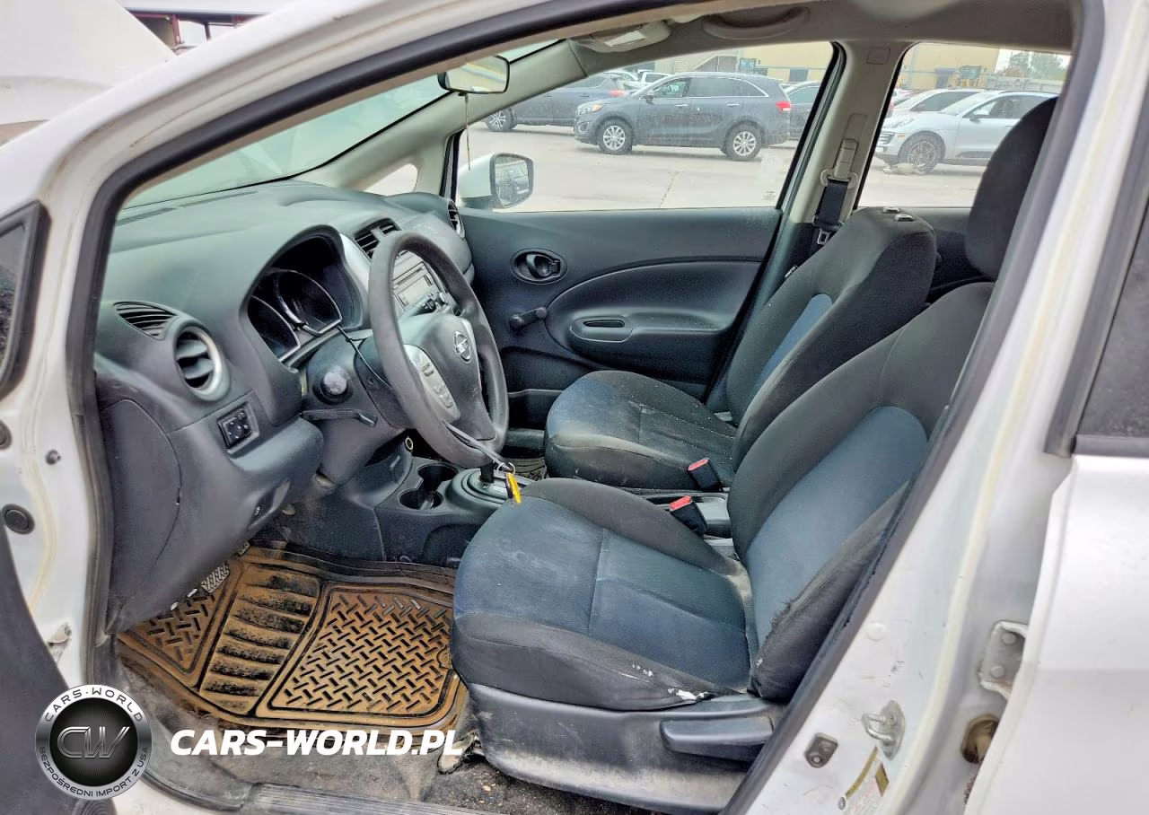 2018 Nissan Versa Note S VIN:3N1CE2CP9JL355632 - 7