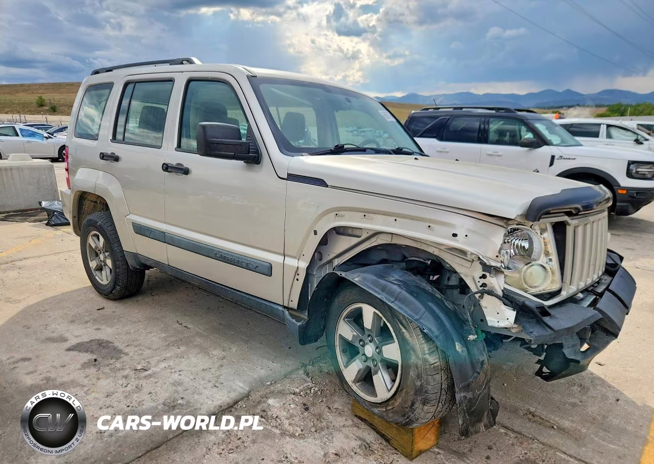 2008 Jeep Liberty Sport VIN:1J8GN28K38W218260 - 4