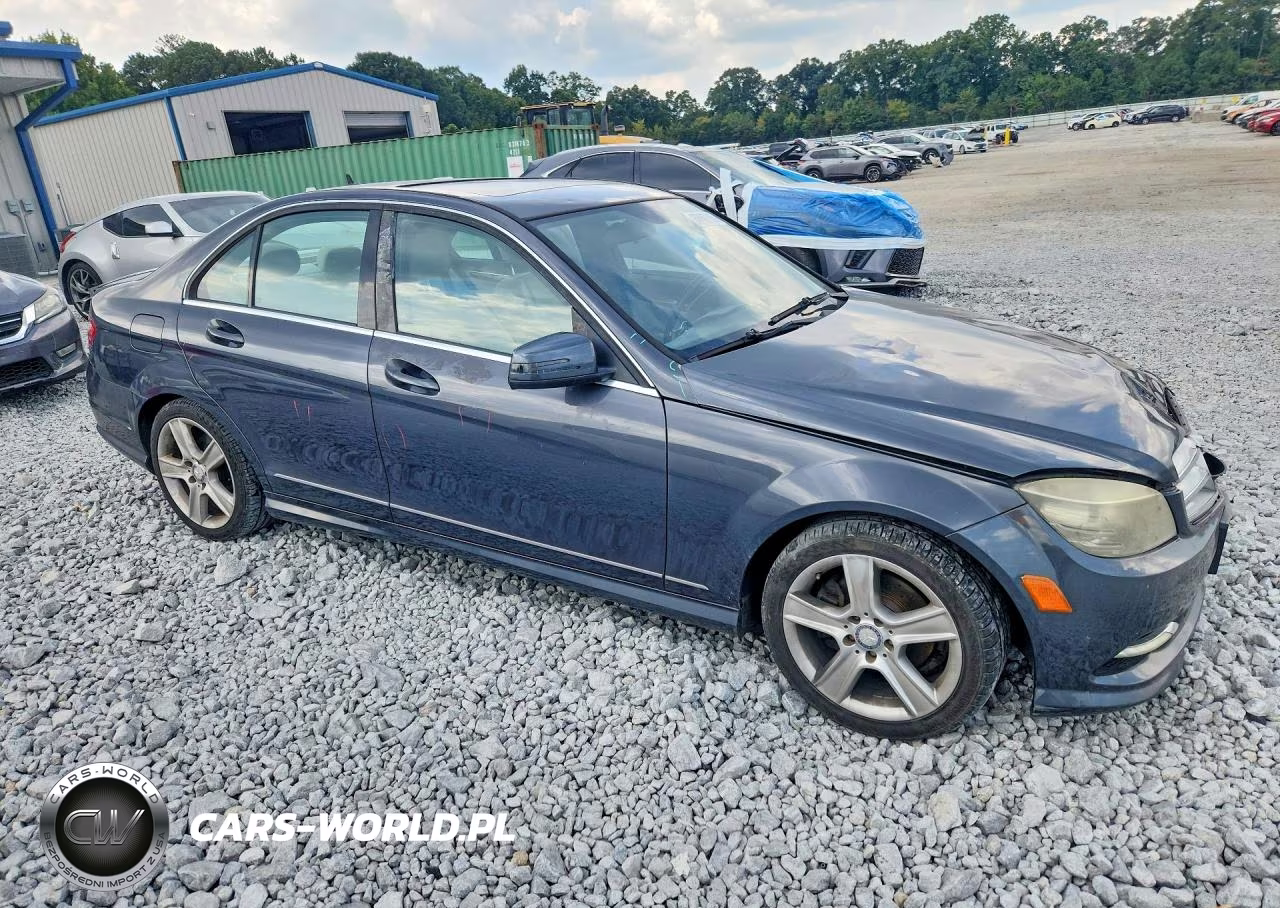 2011 Mercedes-Benz C 300 4Matic VIN:WDDGF8BB7BR141985 - 4