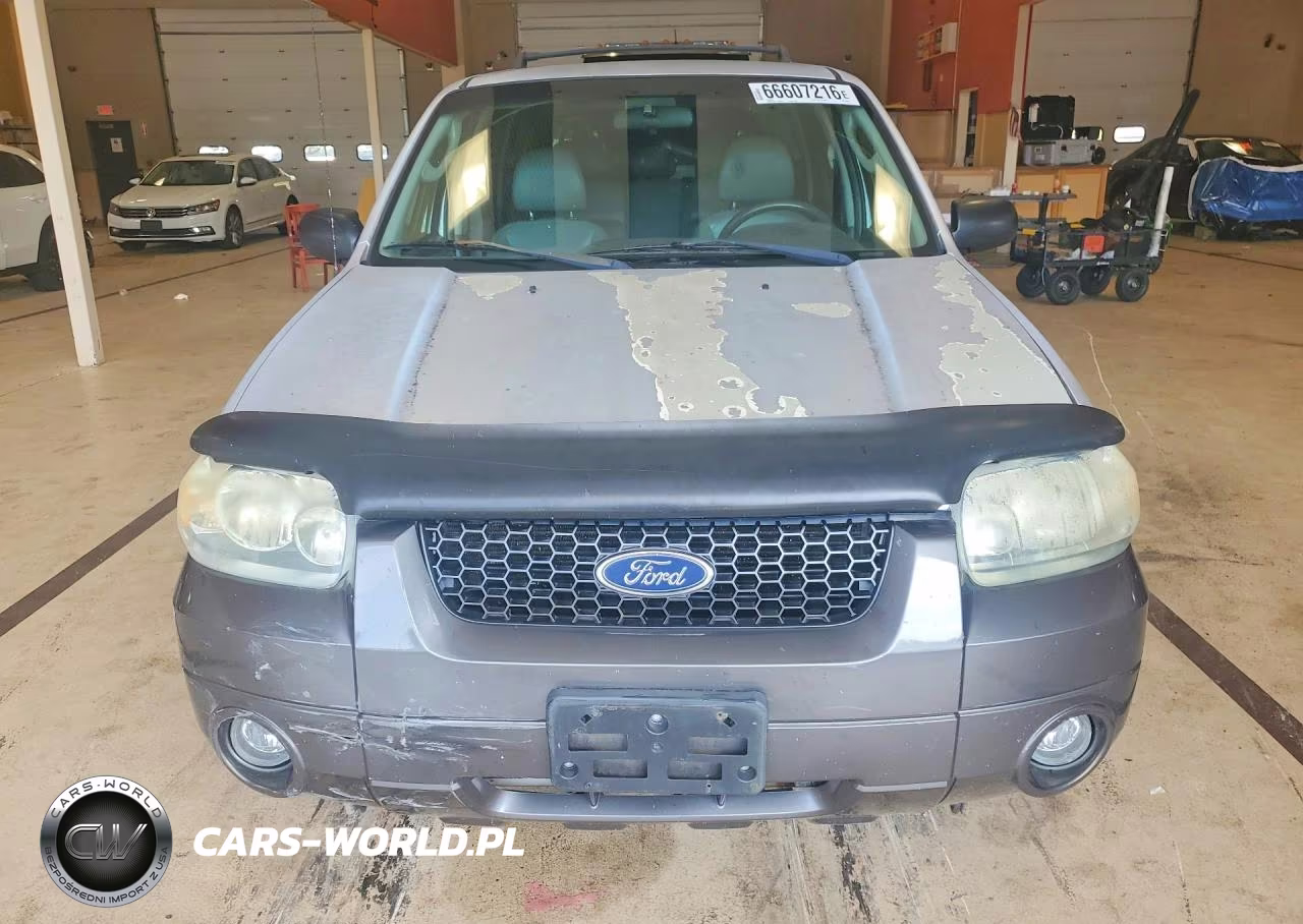 2005 Ford Escape Xlt VIN:1FMYU93165KA67418 - 5