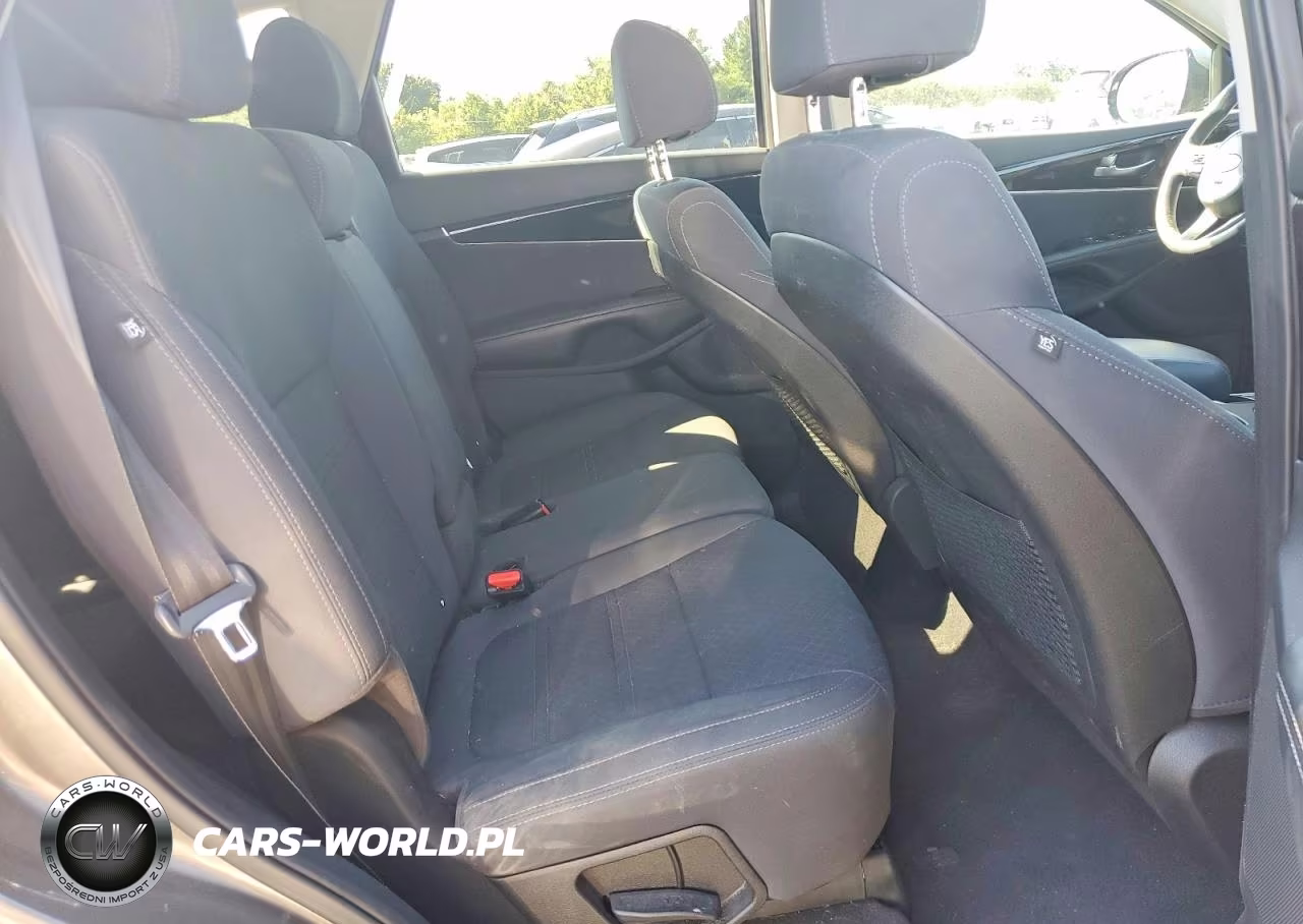 2018 Kia Sorento Lx VIN:5XYPGDA36JG376207 - 11