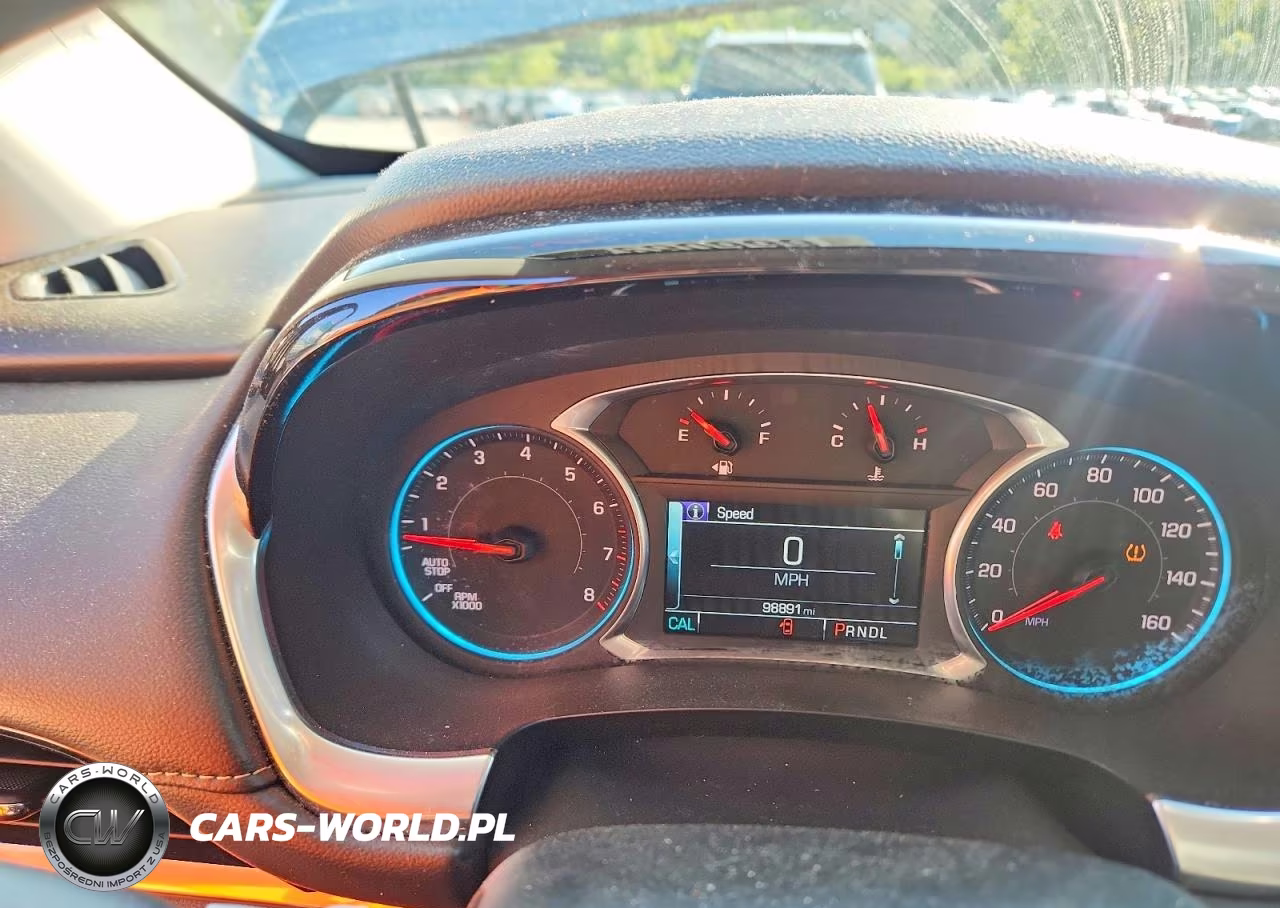 2018 Chevrolet Traverse Lt VIN:1GNERGKW7JJ141706 - 9