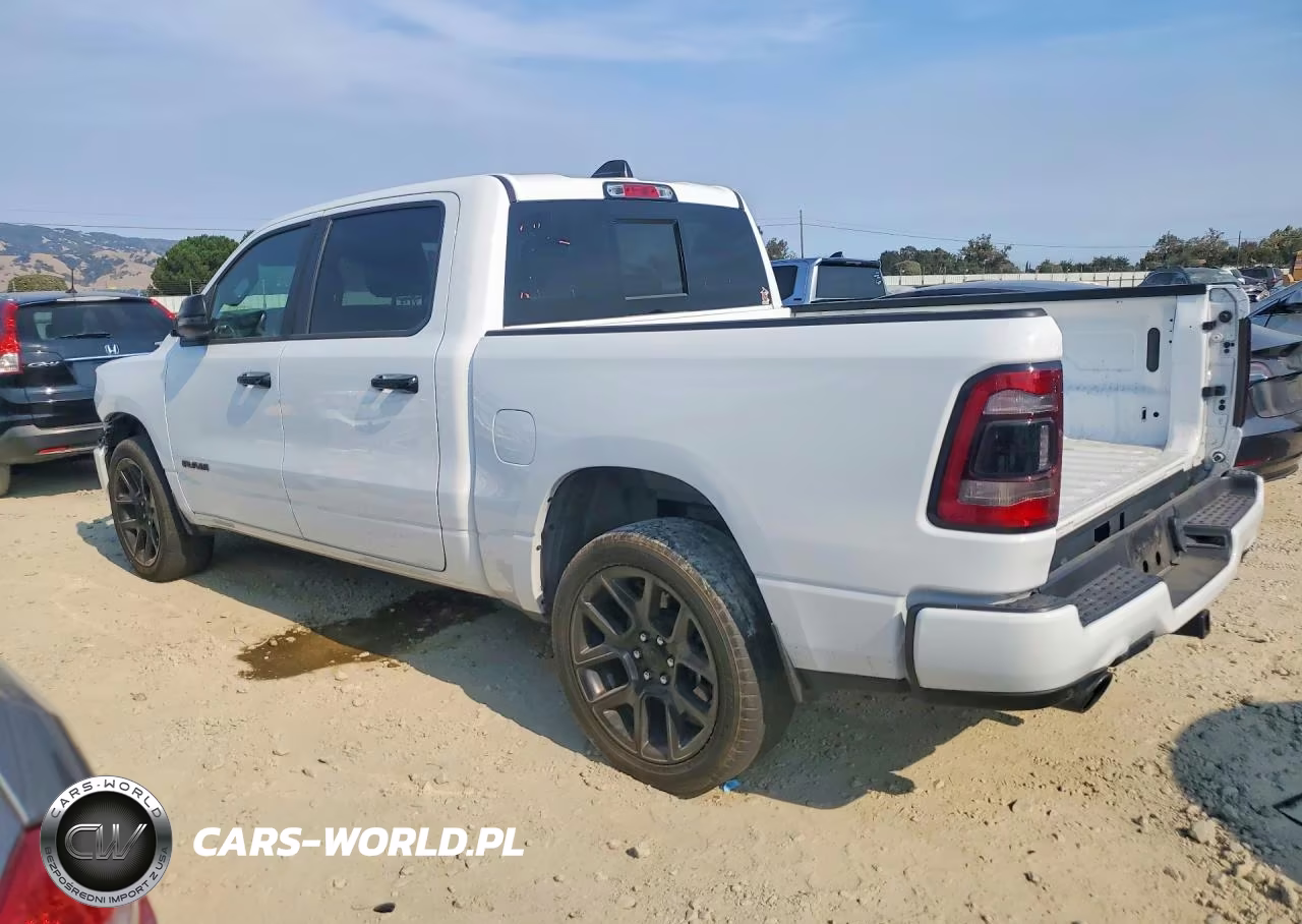 2024 Ram 1500 Laramie VIN:1C6SRFJT7RN204862 - 2