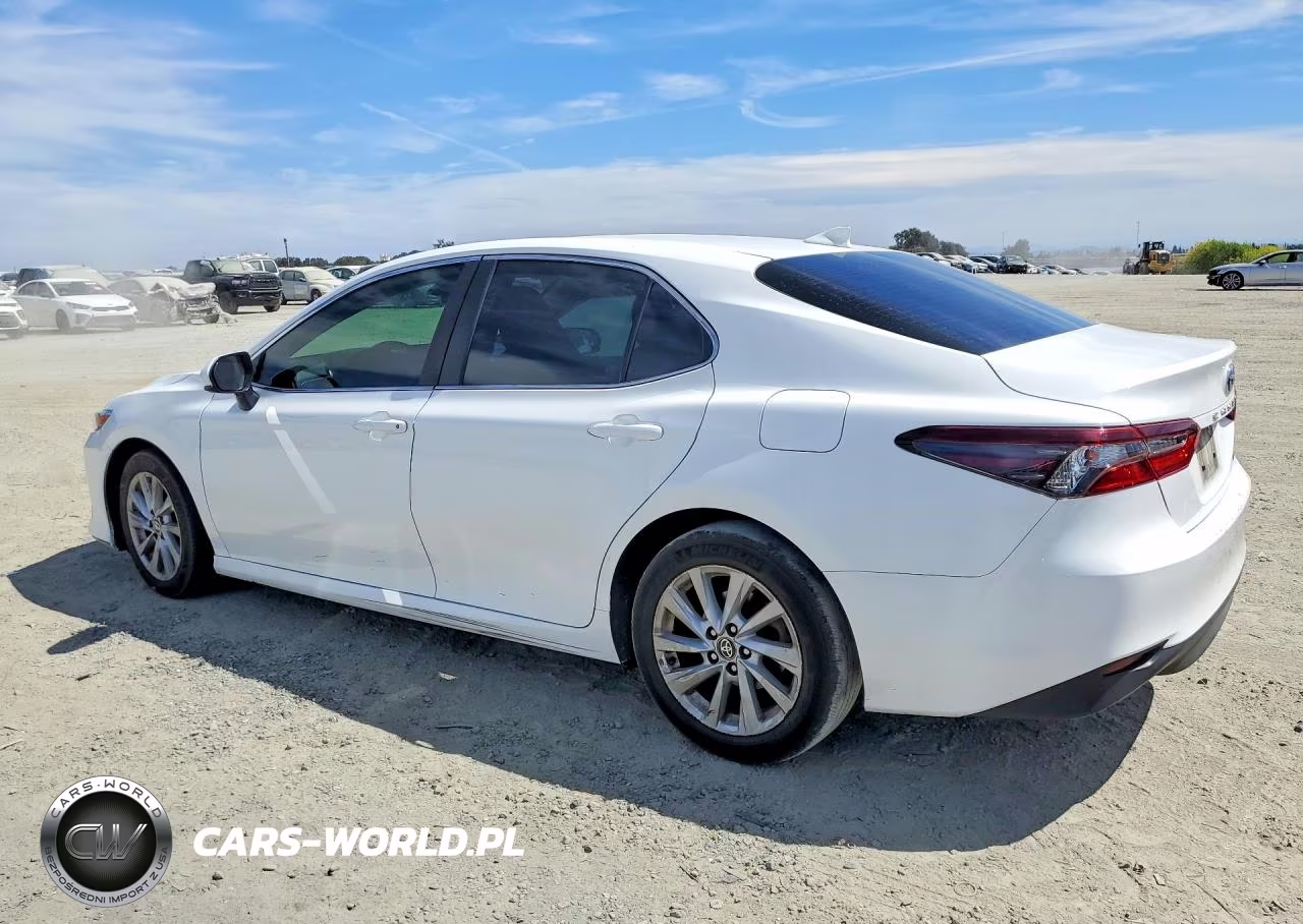 2023 Toyota Camry Le VIN:4T1C11AK5PU107009 - 2