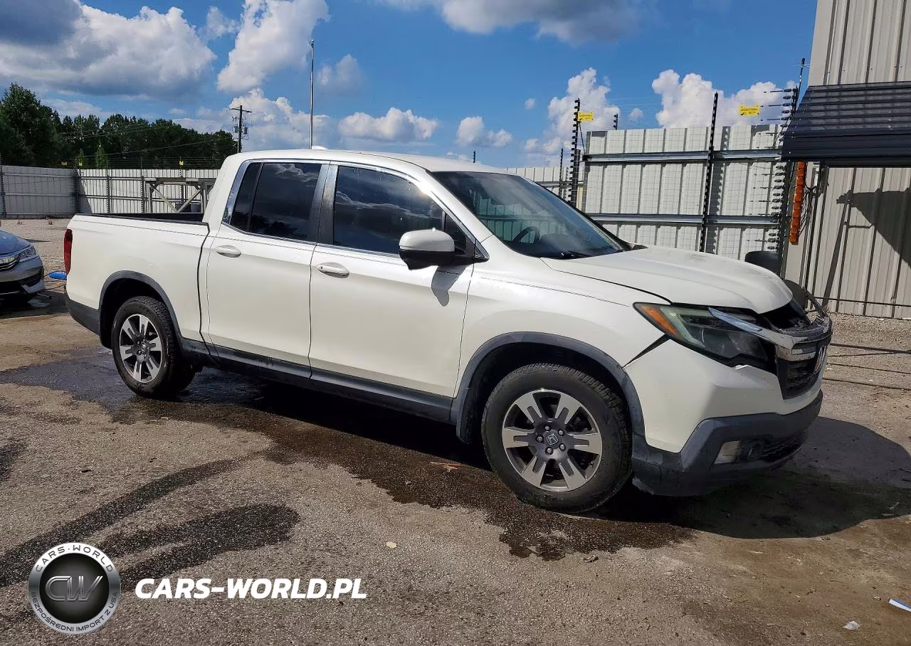 2018 Honda Ridgeline Rtl VIN:5FPYK2F67JB002634 - 4