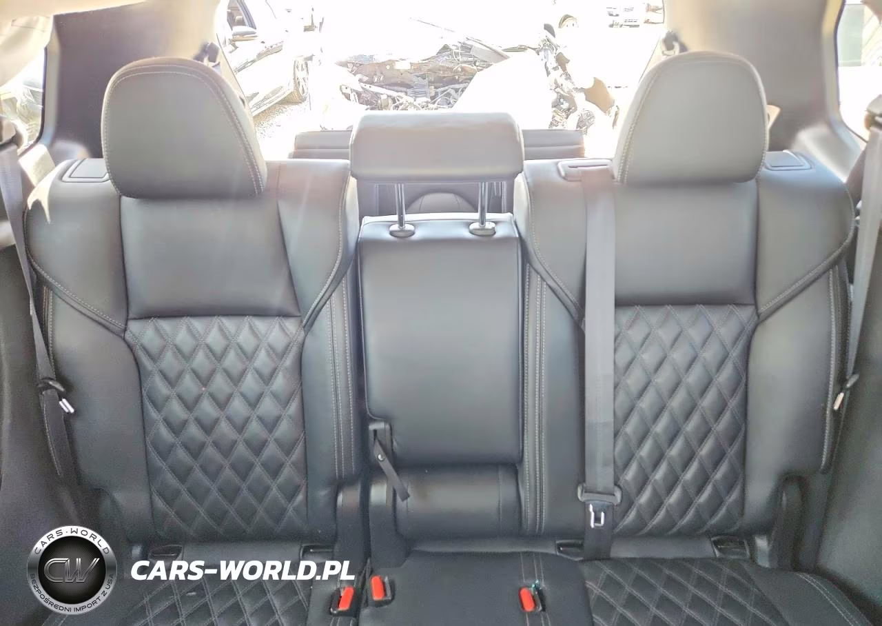 2024 Mitsubishi Outlander Sel VIN:JA4T5WA90RZ064122 - 10