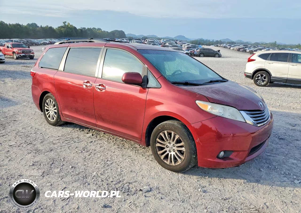 2015 Toyota Sienna Xle Premium 8-Passenger VIN:5TDYK3DC4FS569944 - 4