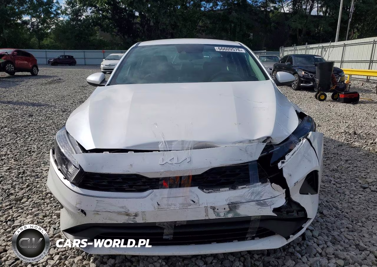 2023 Kia Forte Lxs VIN:3KPF24AD0PE650316 - 5