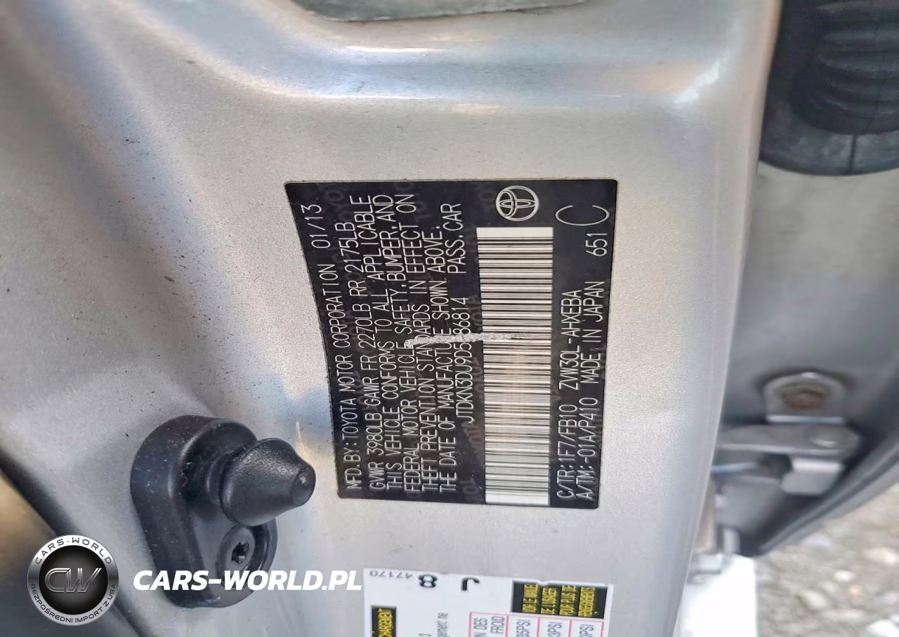 2013 Toyota Prius Three VIN:JTDKN3DU9D5586814 - 12