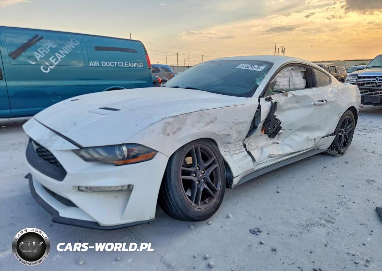 2020 Ford Mustang