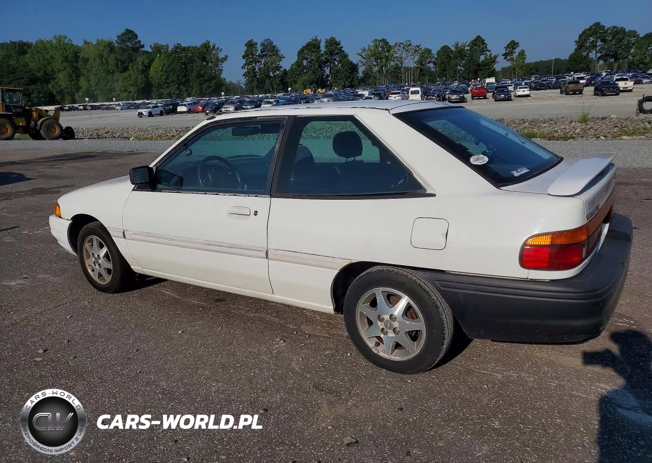 1996 Ford Escort Lx VIN:3FASP11J0TR142439 - 2