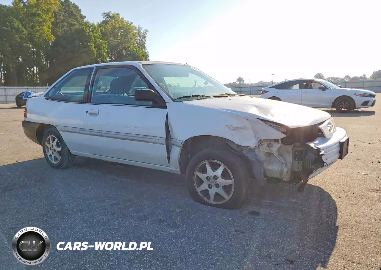 1996 Ford Escort Lx VIN:3FASP11J0TR142439 - 4