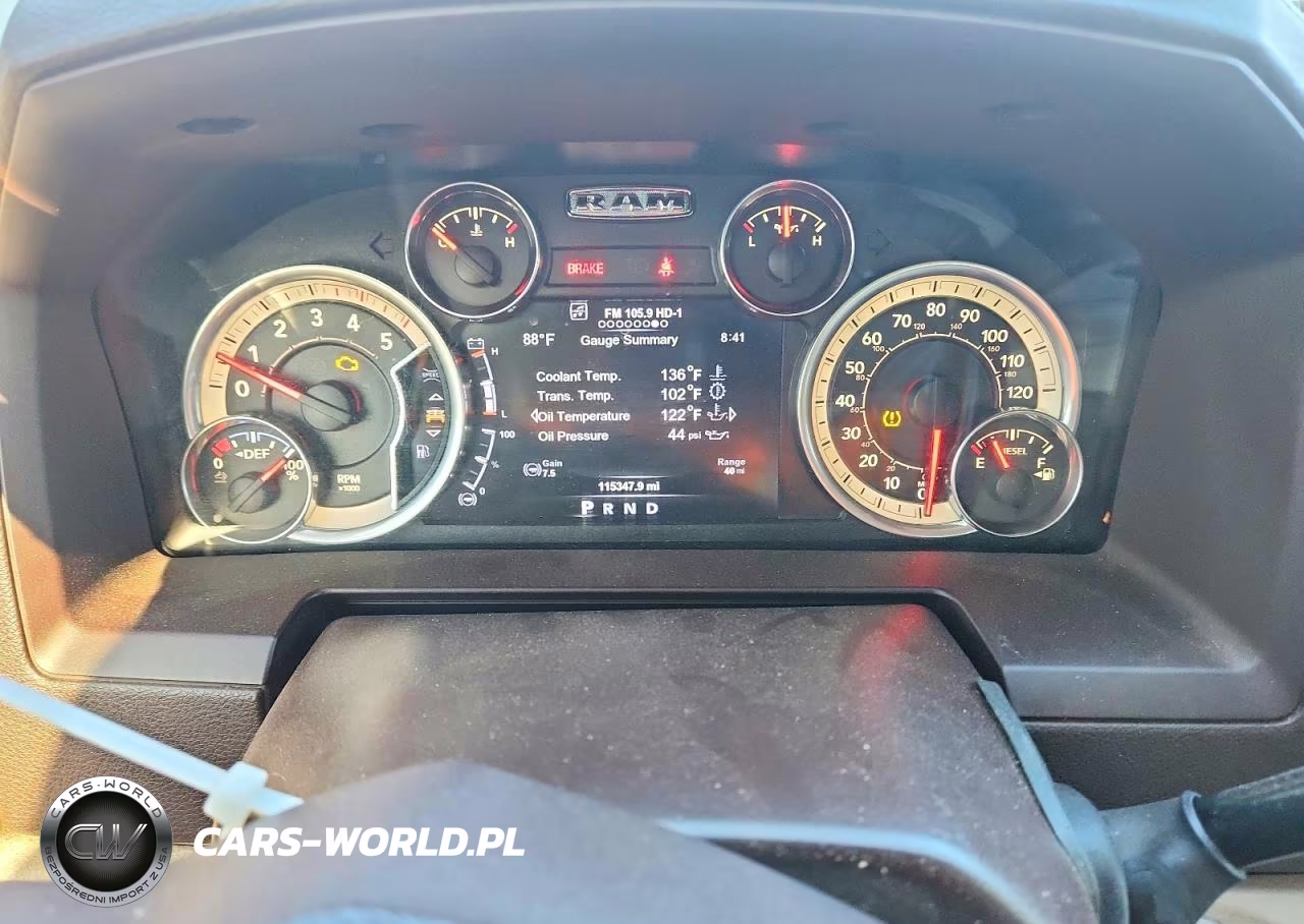 2017 Ram 2500 Laramie VIN:3C6UR4KL8HG577993 - 9
