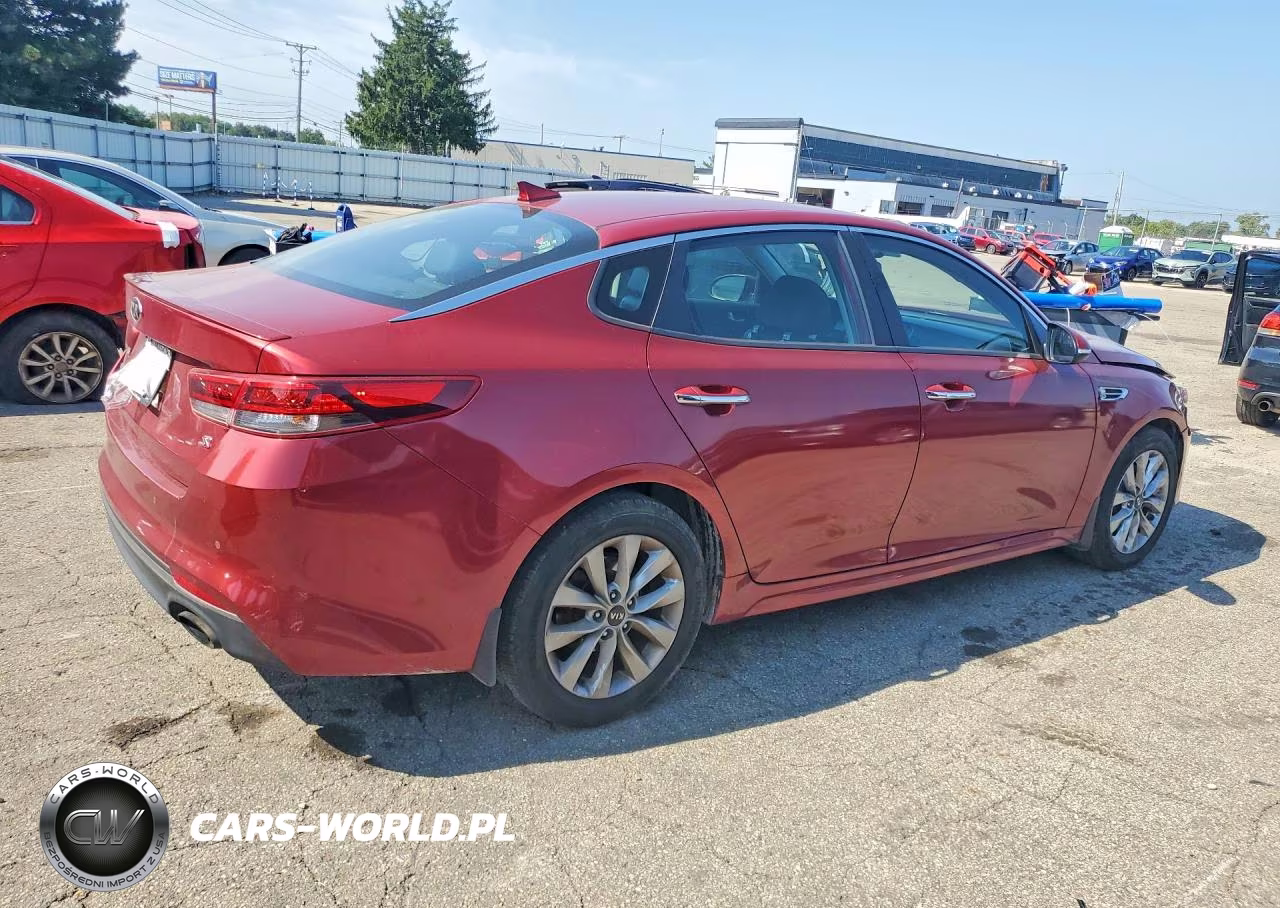 2018 Kia Optima S VIN:5XXGT4L31JG217754 - 3