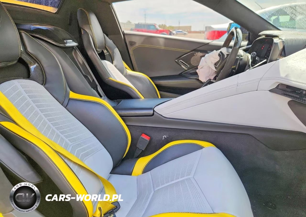 2021 Chevrolet Corvette Stingray 3Lt VIN:1G1YC3D45M5000019 - 10