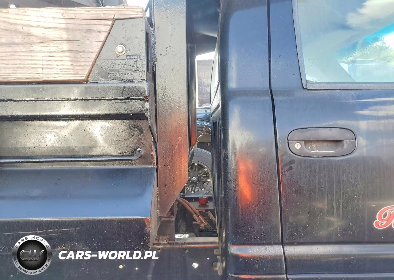 1997 Dodge Ram Chassis Cab Dump Truck VIN:1B6MF36D2VJ555386 - 10