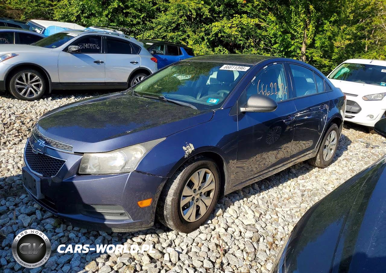 2014 Chevrolet Cruze Ls – zdjęcie 1 z 13