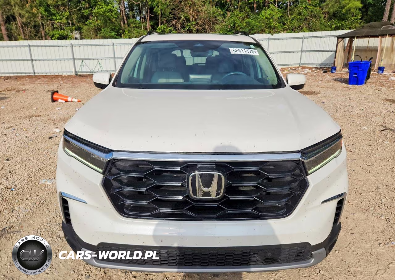 2025 Honda Pilot Touring VIN:5FNYG1H72SB099866 - 5