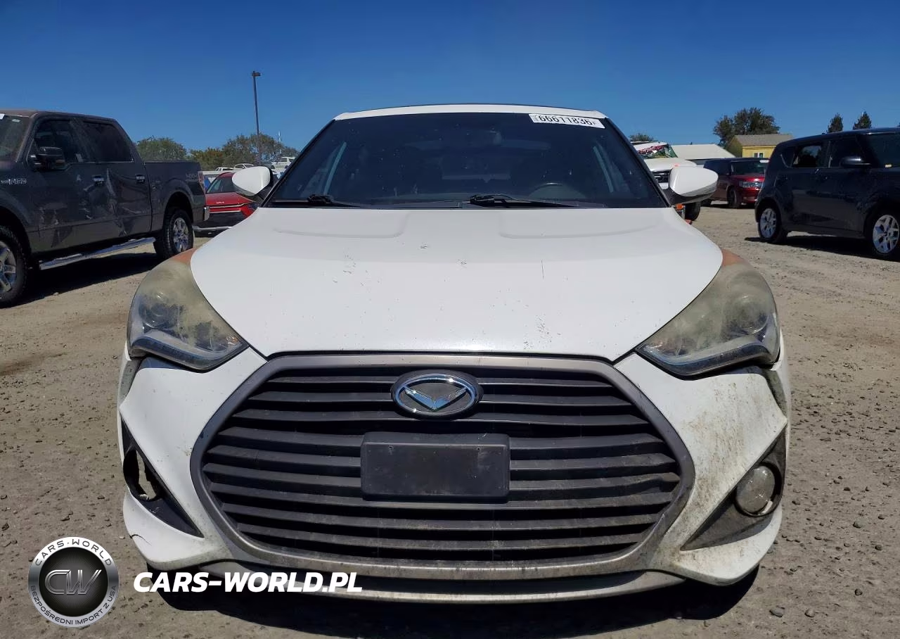 2016 Hyundai Veloster Turbo VIN:KMHTC6AE1GU293343 - 5