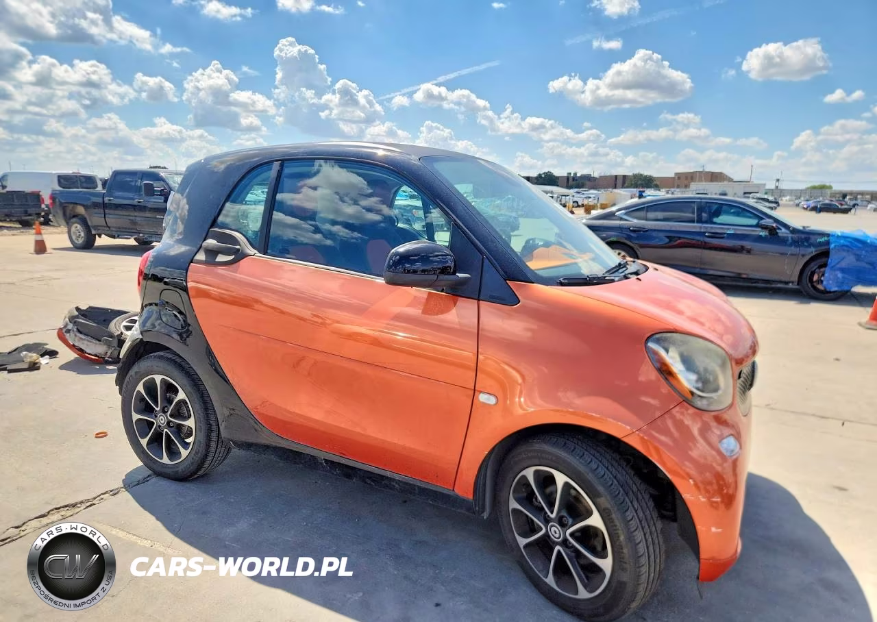 2016 Smart Fortwo VIN:WMEFJ5DA3GK078778 - 4