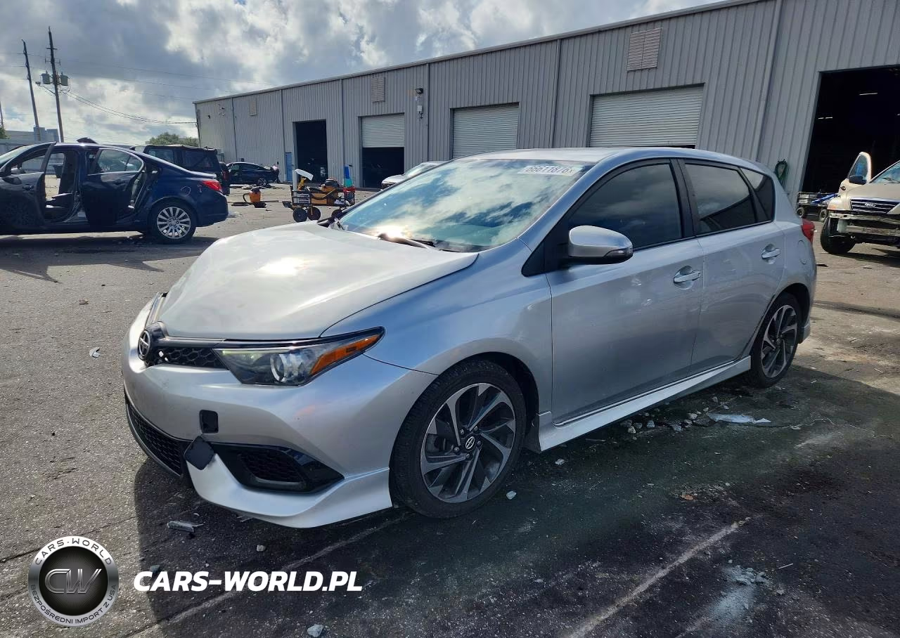 2016 Scion Im Base