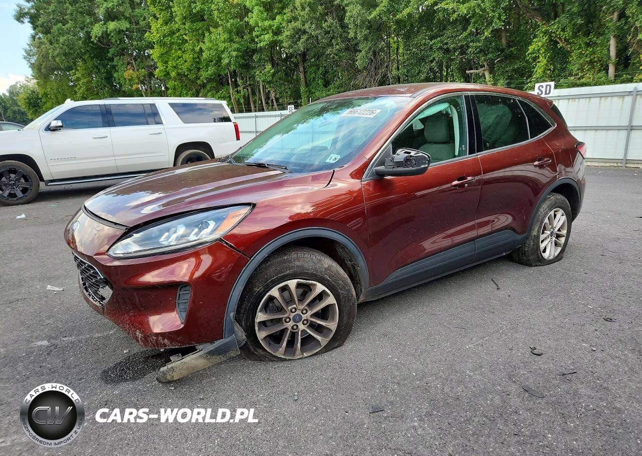 2021 Ford Escape Se