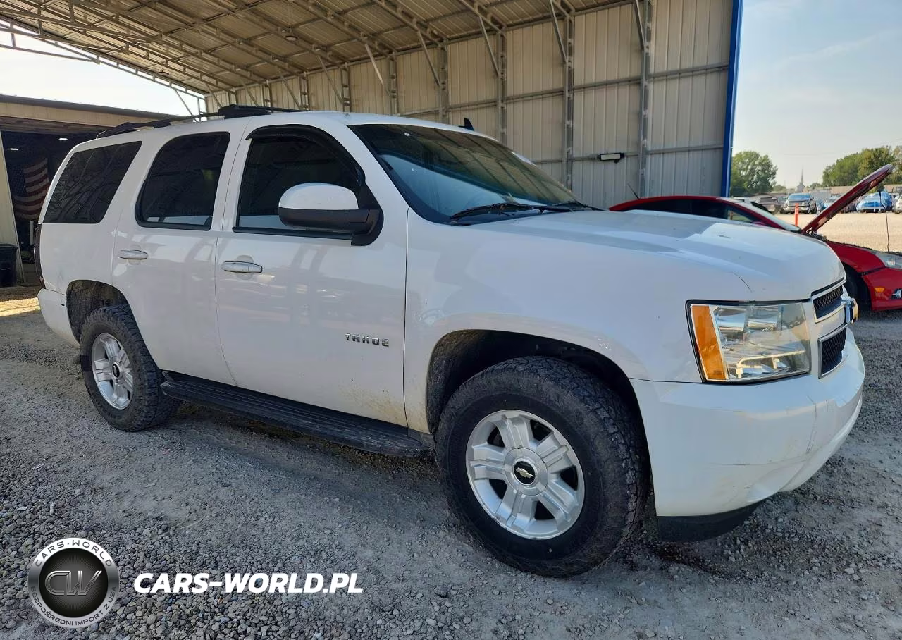 2013 Chevrolet Tahoe K1500 Ls VIN:1GNSKAE0XDR243731 - 4