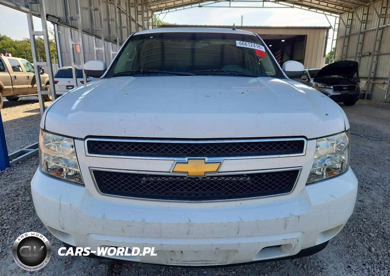 2013 Chevrolet Tahoe K1500 Ls VIN:1GNSKAE0XDR243731 - 5