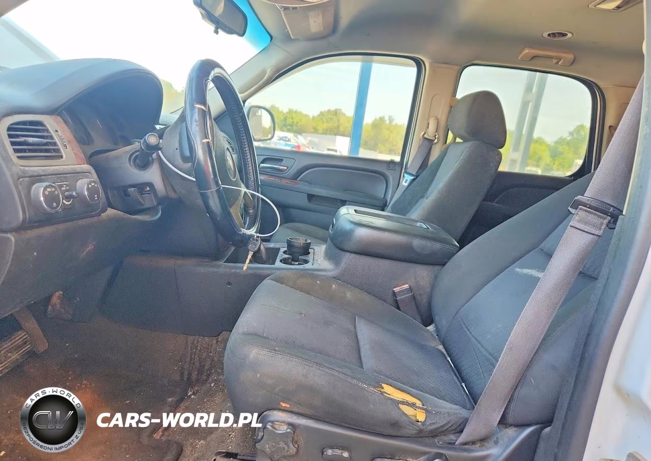 2013 Chevrolet Tahoe K1500 Ls VIN:1GNSKAE0XDR243731 - 7