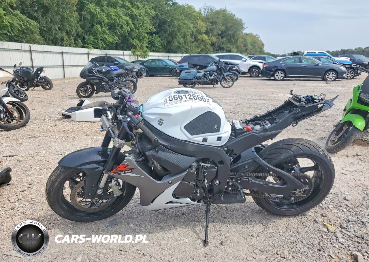 2015 Suzuki Gsx-R600 VIN:JS1GN7FA6F2101303 - 3