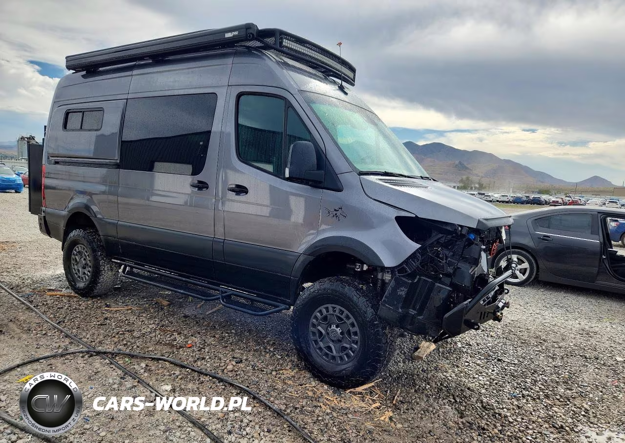 2021 Mercedes-Benz Sprinter 2500 VIN:W1W4EBVY0MT065744 - 4