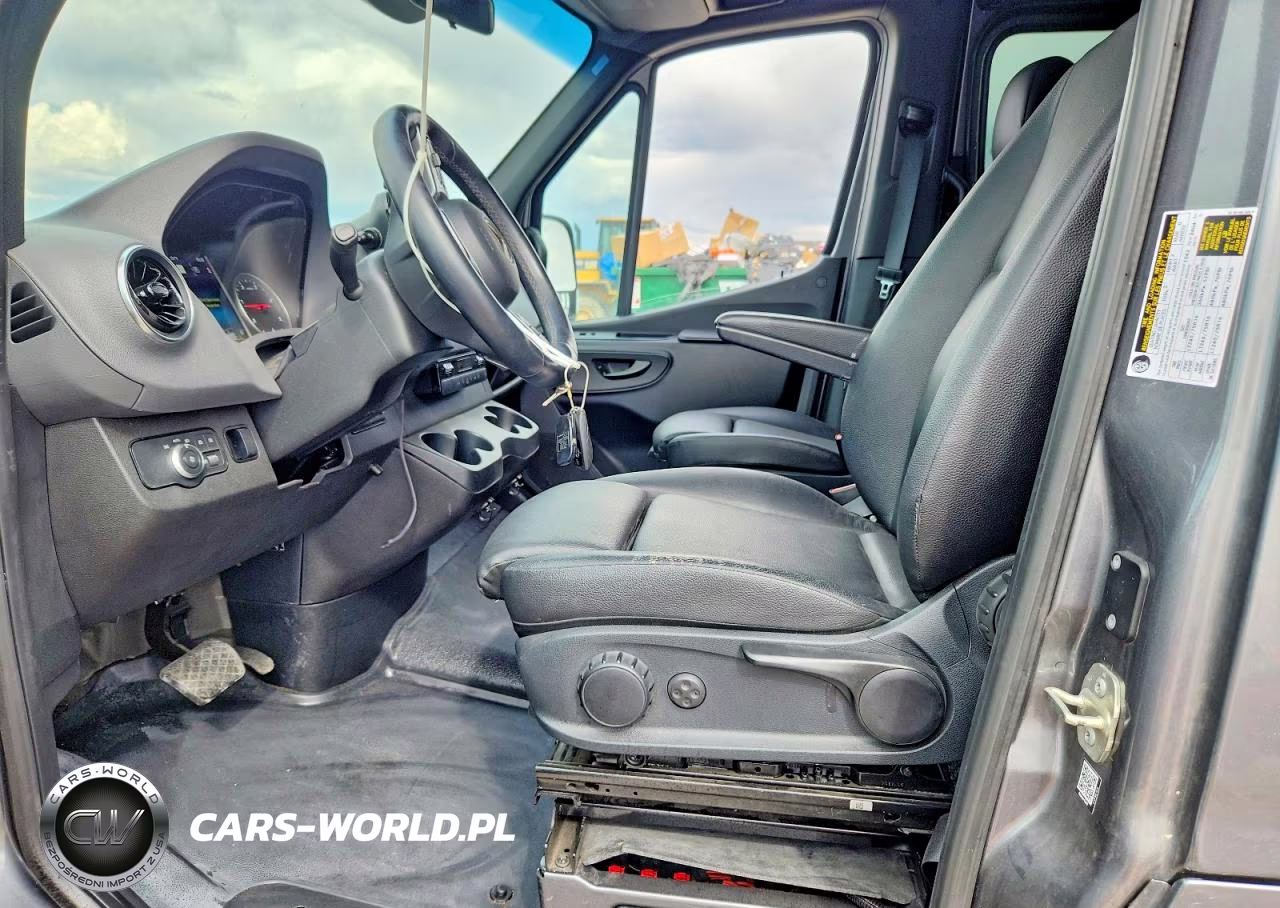 2021 Mercedes-Benz Sprinter 2500 VIN:W1W4EBVY0MT065744 - 7