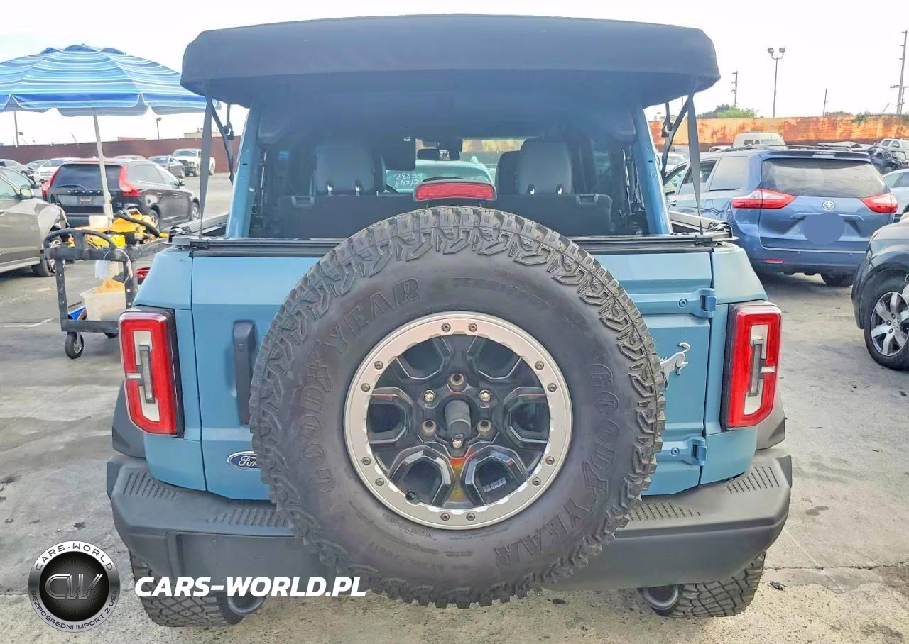 2022 Ford Bronco Base VIN:1FMEE5DH3NLA84840 - 6