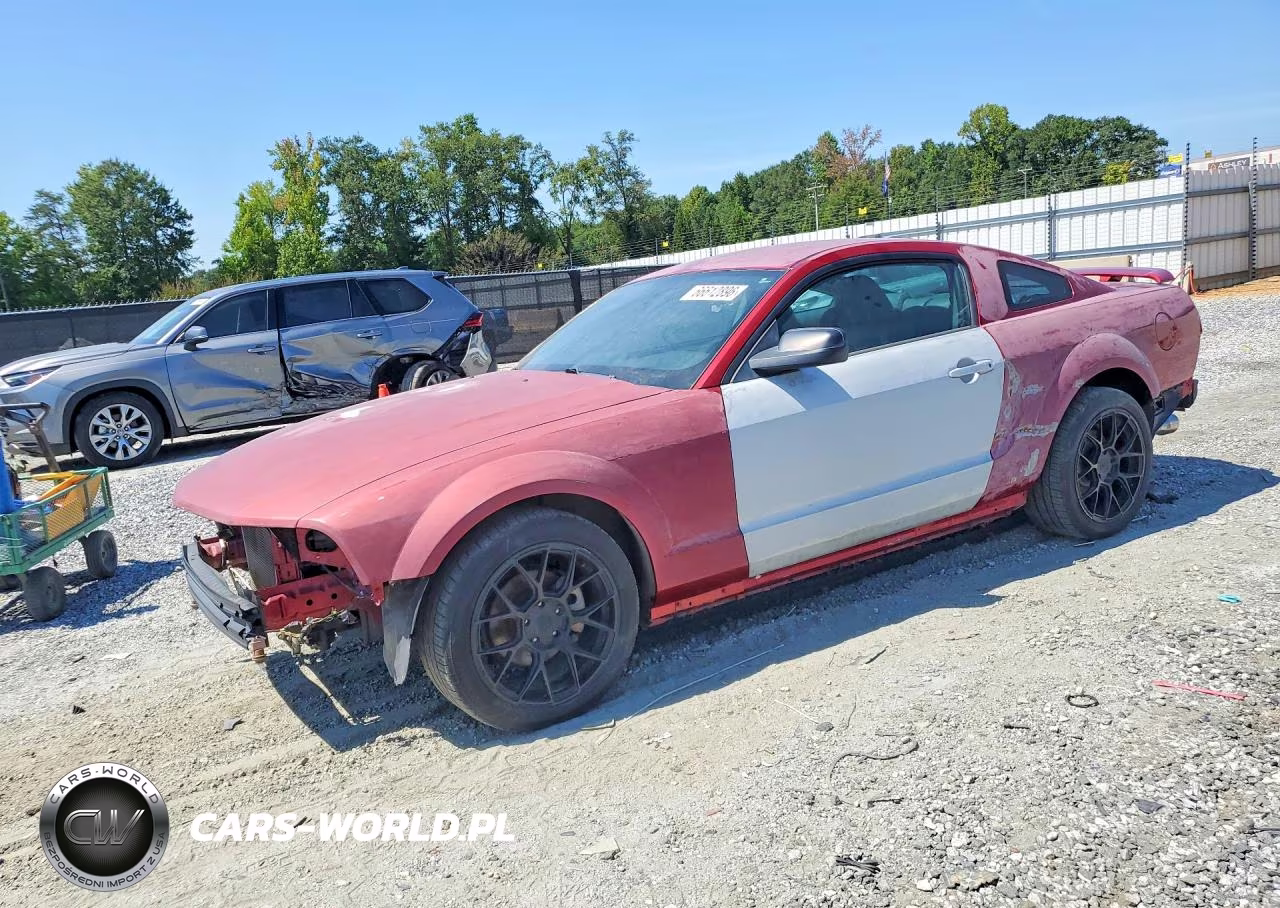 2005 Ford Mustang