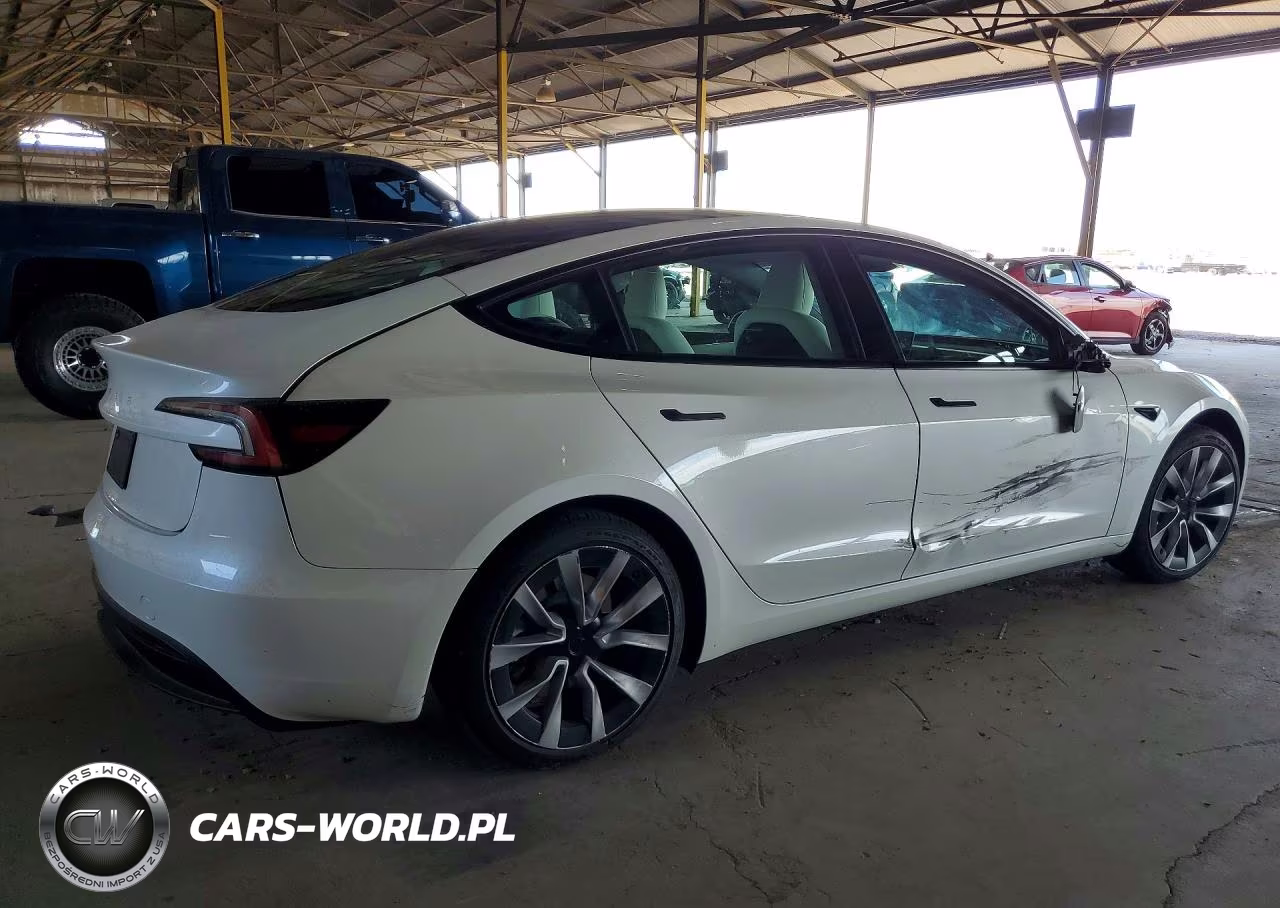 2024 Tesla Model 3 VIN:5YJ3E1EA6RF872042 - 3