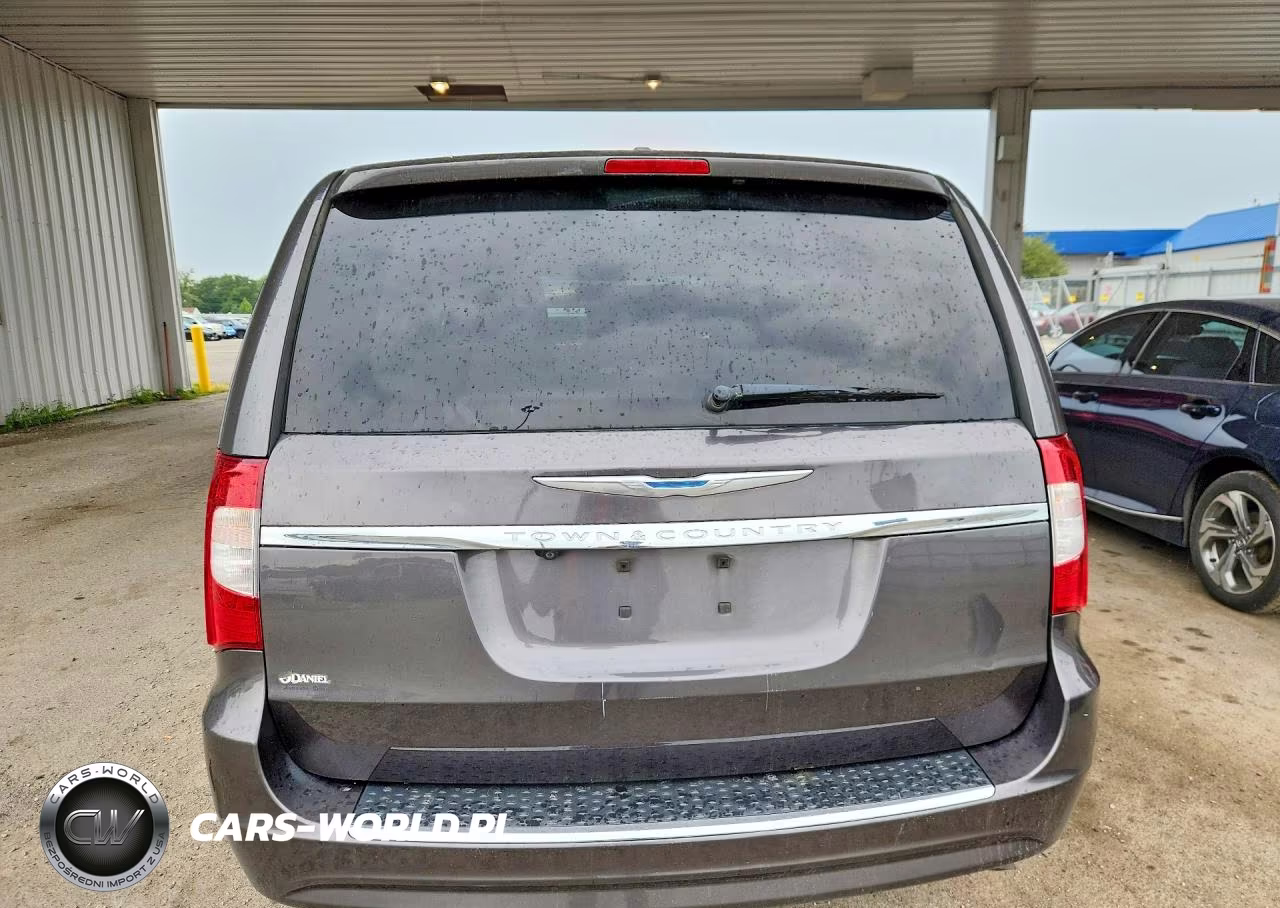 2015 Chrysler Town & Country Touring VIN:2C4RC1BG6FR662856 - 6