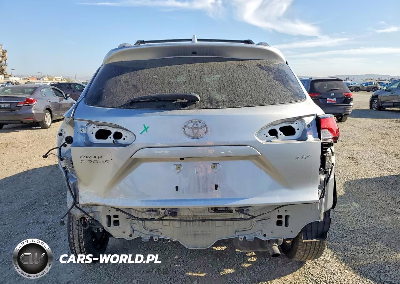 2024 Toyota Corolla Cross Xle VIN:7MUDAAAG1RV083678 - 6